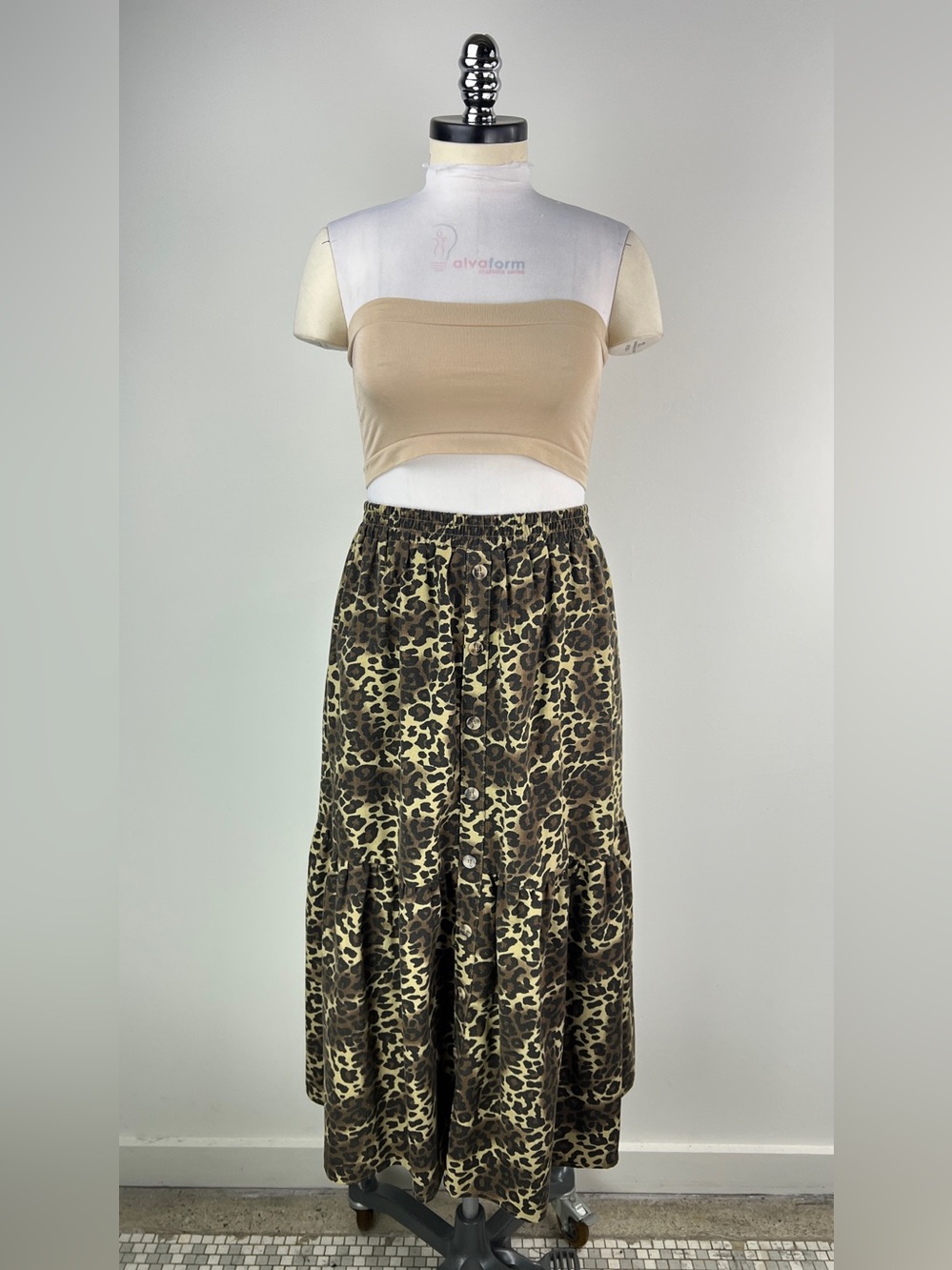 💚 3704. Leopard Print Tiered Maxi Skirt - Brown
